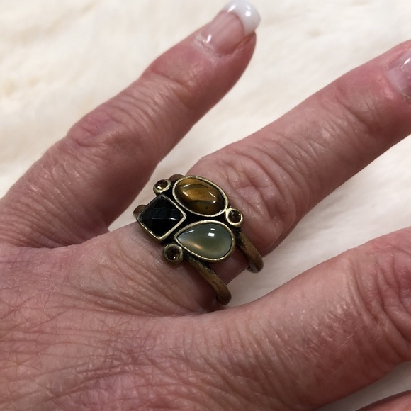 Lia Sophia Trio Ring - Picture 2 of 6